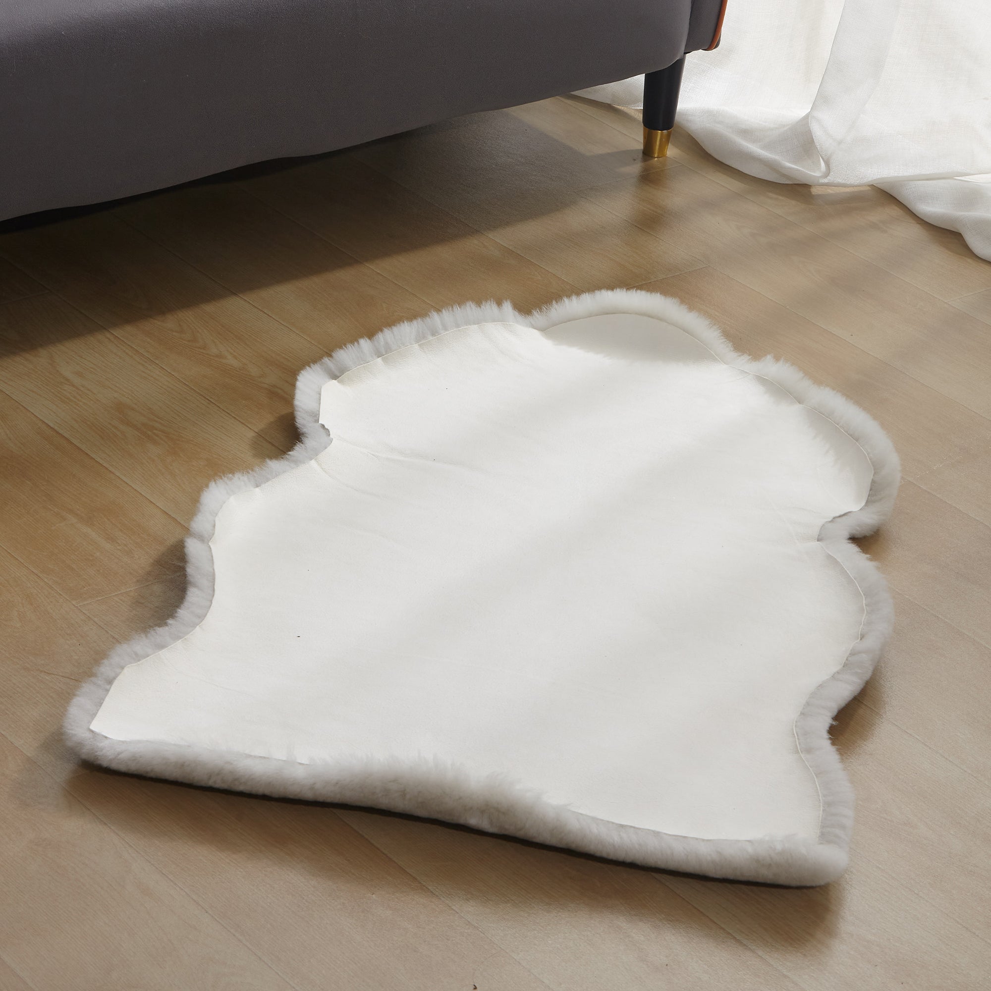 Australian Straight Pearl Sheepskin Rug 100% Natural 3 in  Easy to Care