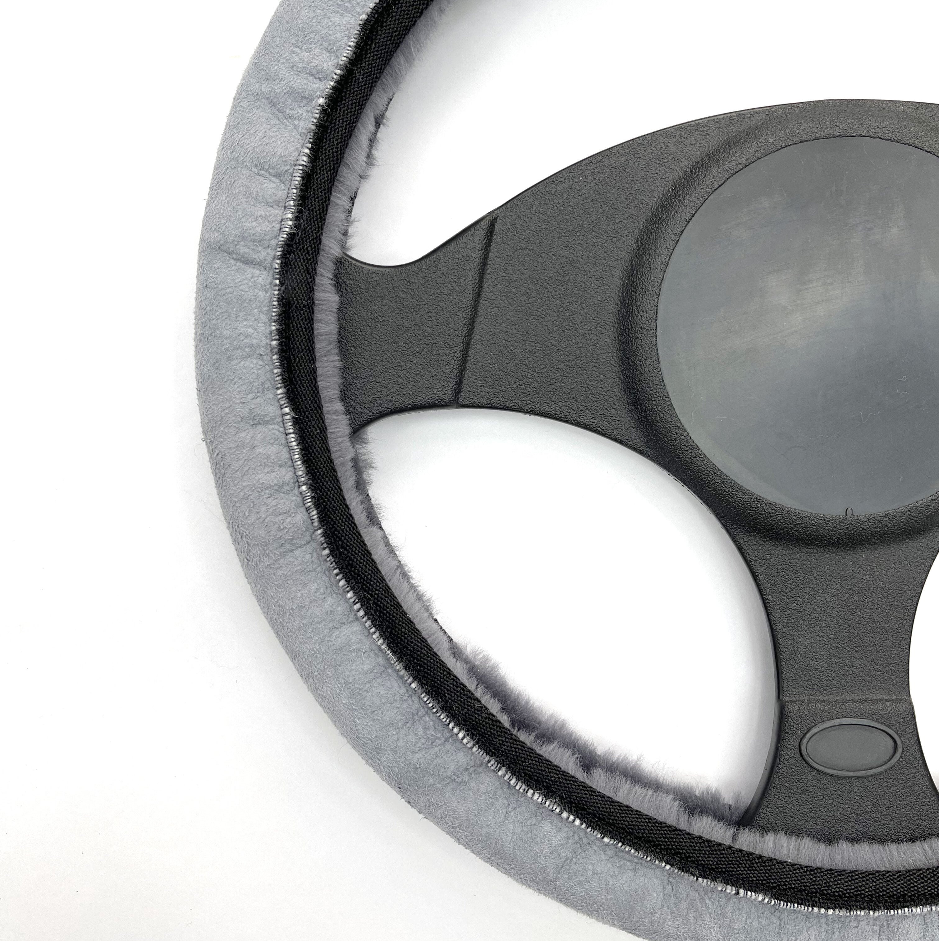 Premium Sheepskin Steering Wheel Cover – Soft, Cozy, and Stylish Car Accessory for Winter, Gray, Beige